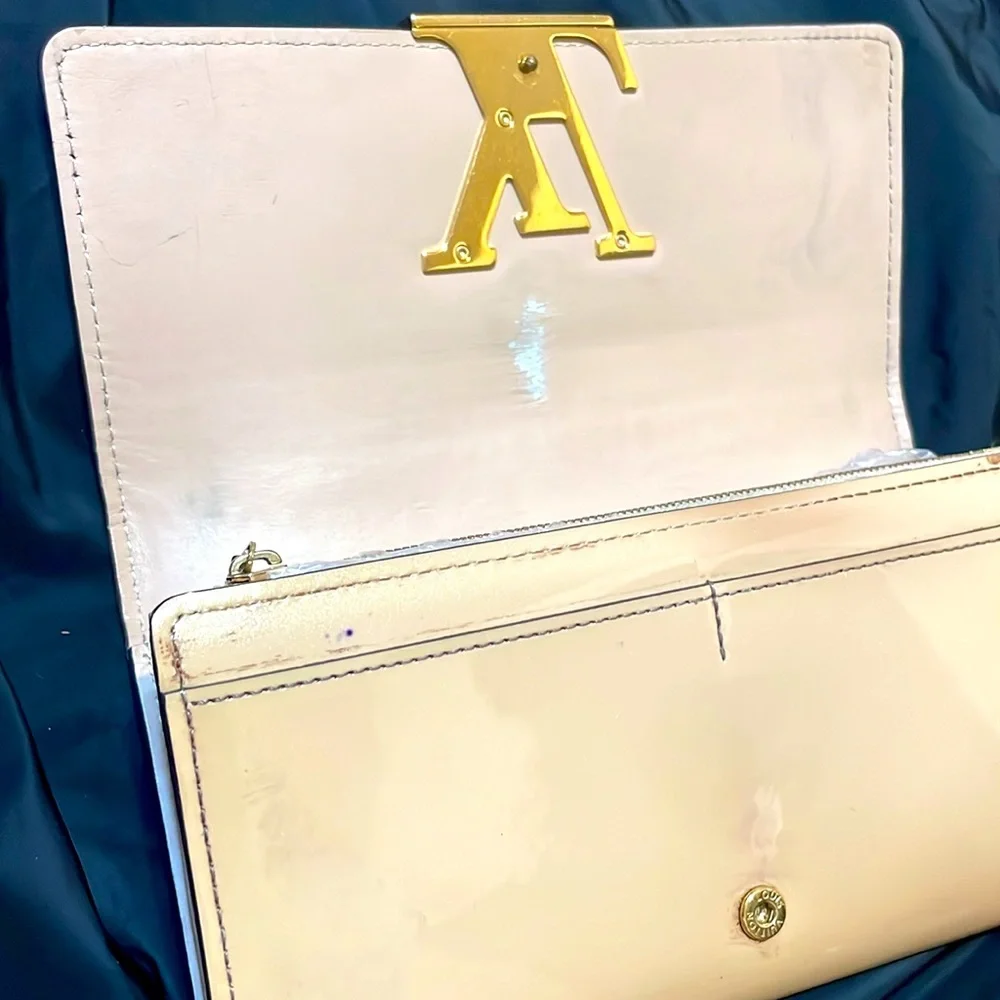 LV Louis Vuitton Louise patent clutch wallet - Picture 8 of 13